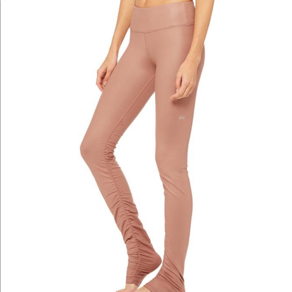 Alo Idol Legging in  Rosewater Glossy NWOT